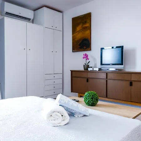 Oneway Coral Xperience By Guestway La Pineda